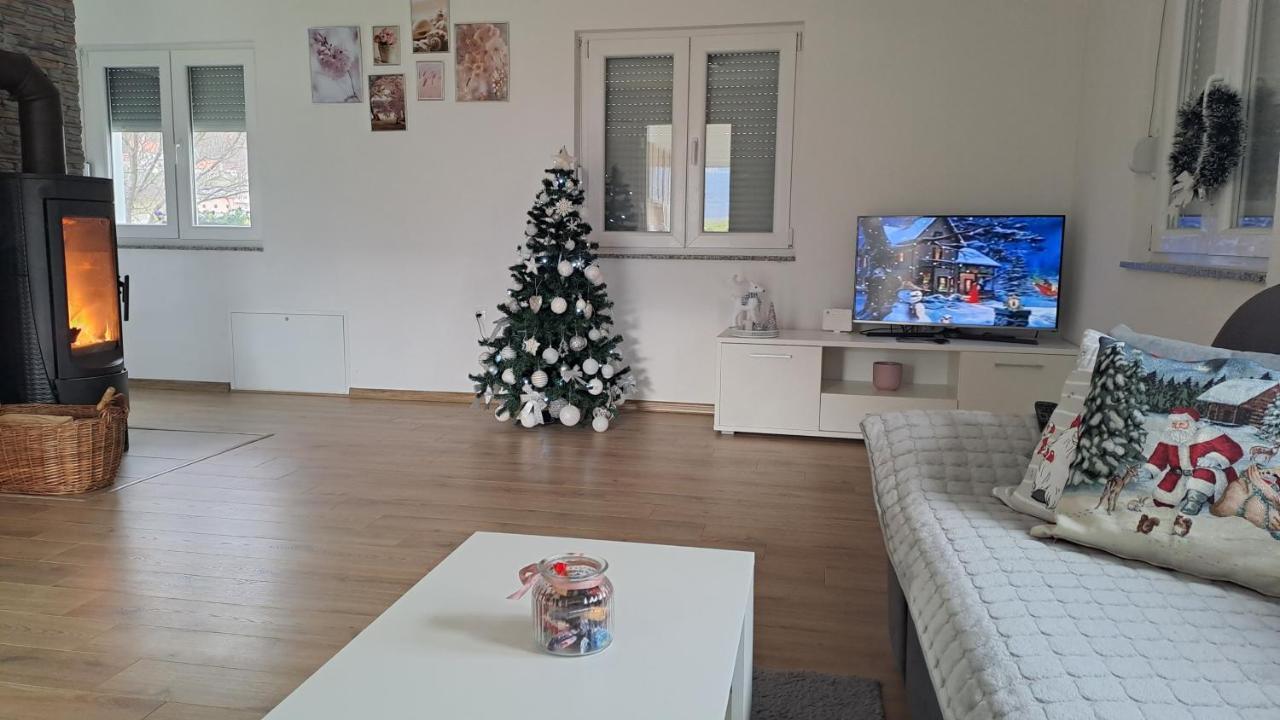 Vikendica Bruse Villa Jaklici Exteriör bild